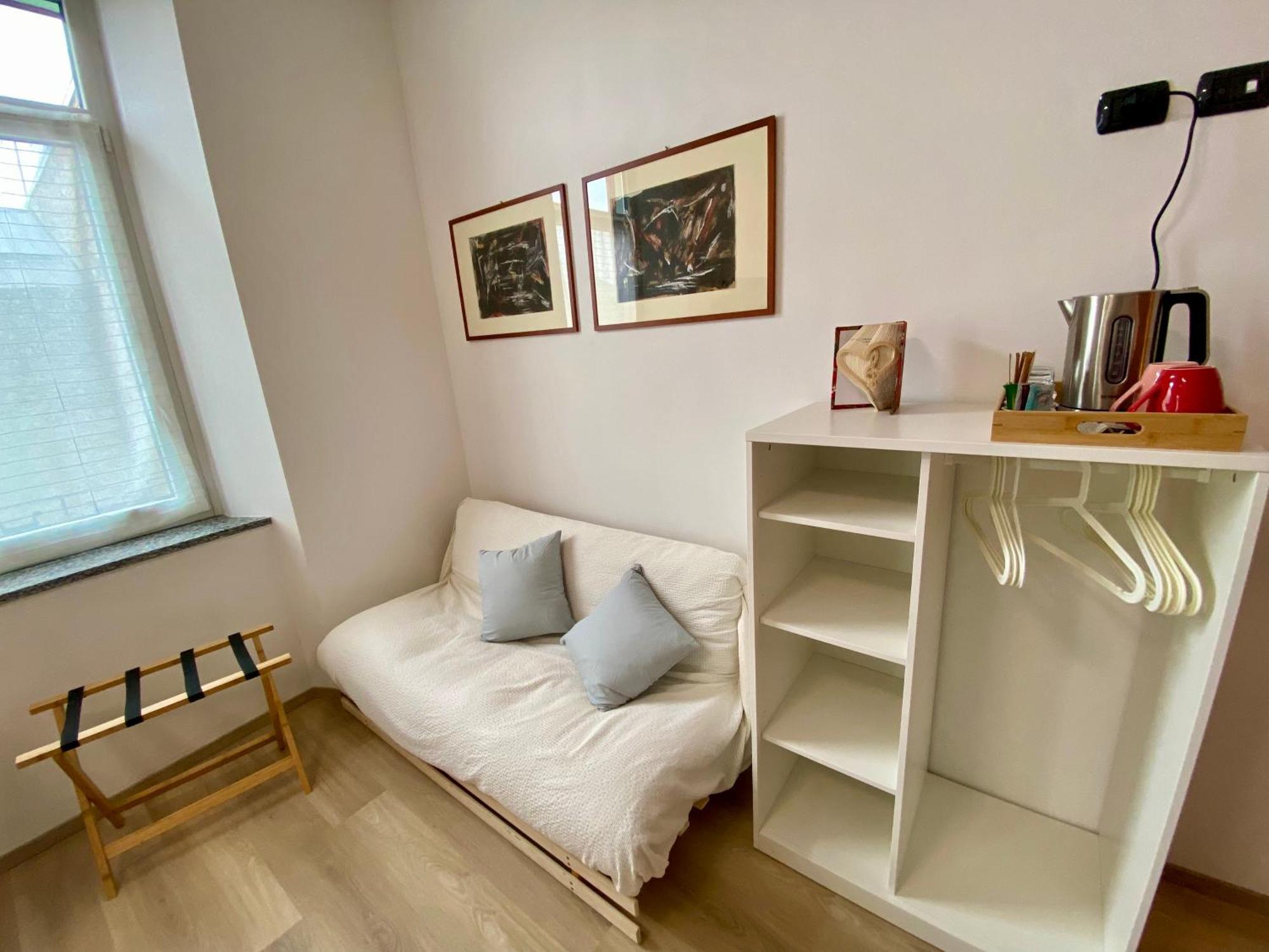 Notte Di Note - Home Hospitality Бусто-Арсіціо Екстер'єр фото