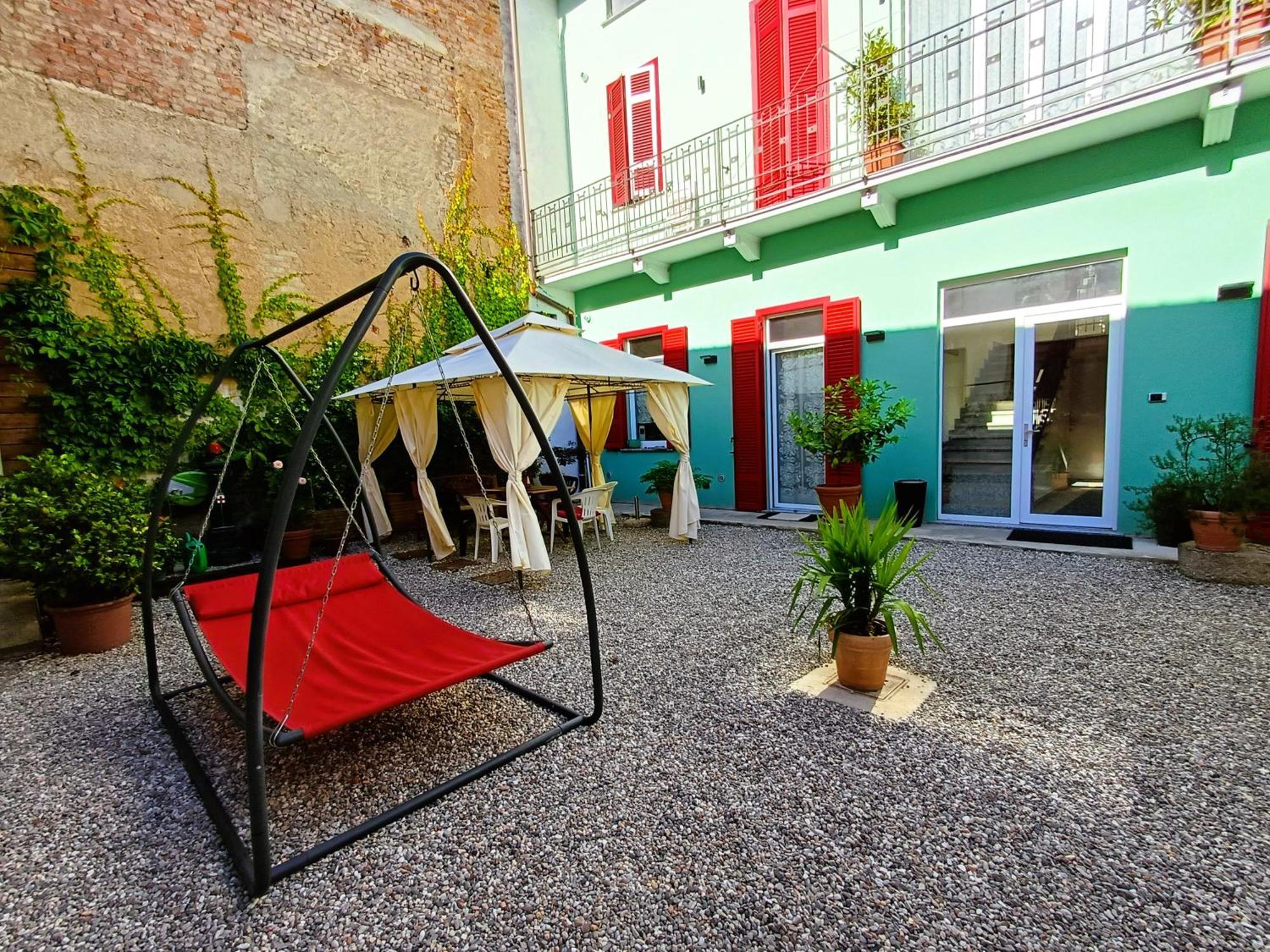 Notte Di Note - Home Hospitality Бусто-Арсіціо Екстер'єр фото